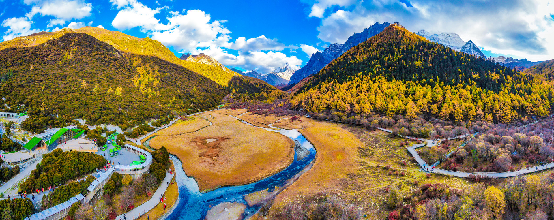 摄图网_501610950_banner_稻城亚丁风景区航拍（非企业商用）.jpg